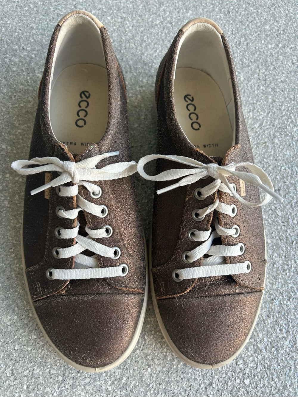 ECCO Women’s Soft 7 Metallic Brown Leather Sneakers Size 9-9.5 Extra Width